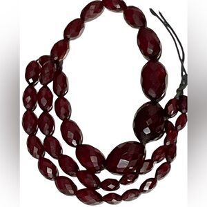 Antique / Vintage Faceted Cherry Amber Bakelite Graduating Bead Necklace
